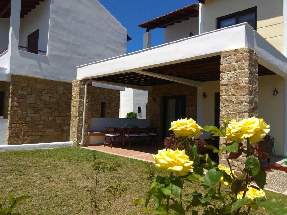 Villa Nadia Nea Skioni Exteriér fotografie